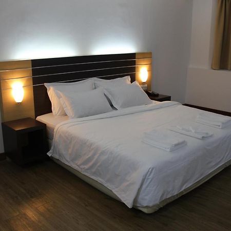 Sara Hotel Labuan Dış mekan fotoğraf