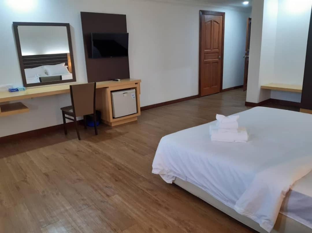 Sara Hotel Labuan Dış mekan fotoğraf